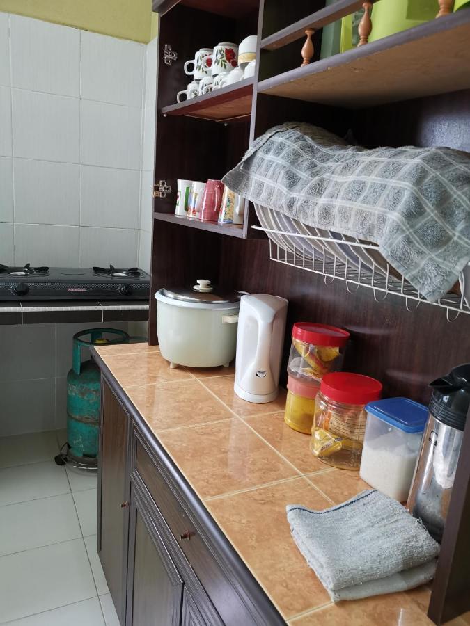 Desa Kemboja Homestay Pantai Cenang  Extérieur photo