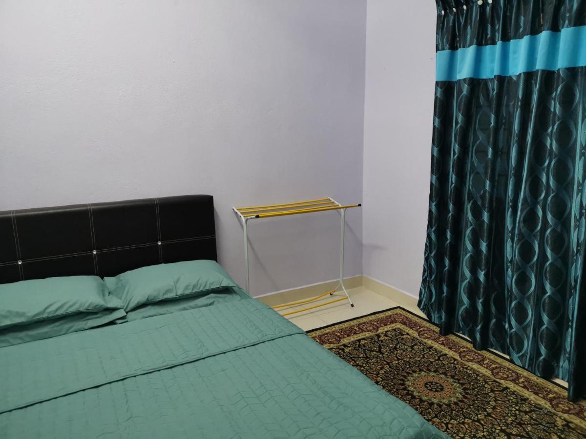 Desa Kemboja Homestay Pantai Cenang  Extérieur photo